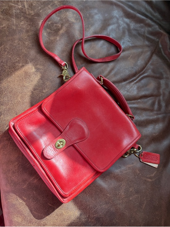 Coach Handbags - Vintage Red Coach Station bag 5130